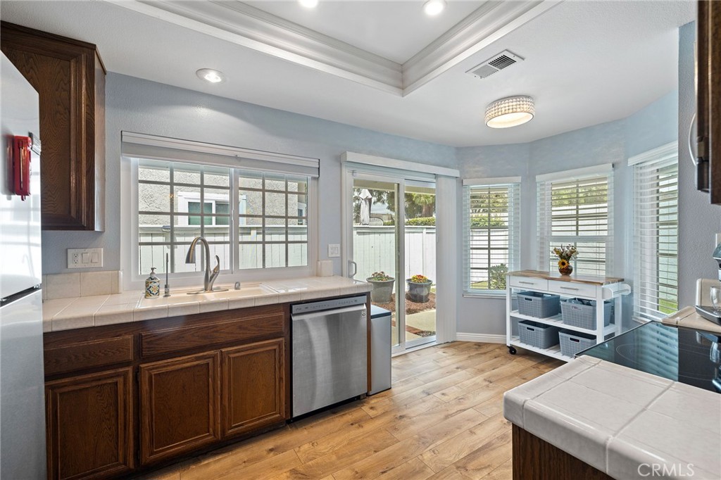 14 Aldergrove