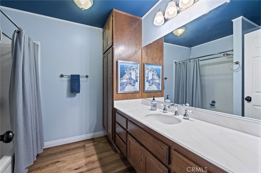 14 Aldergrove