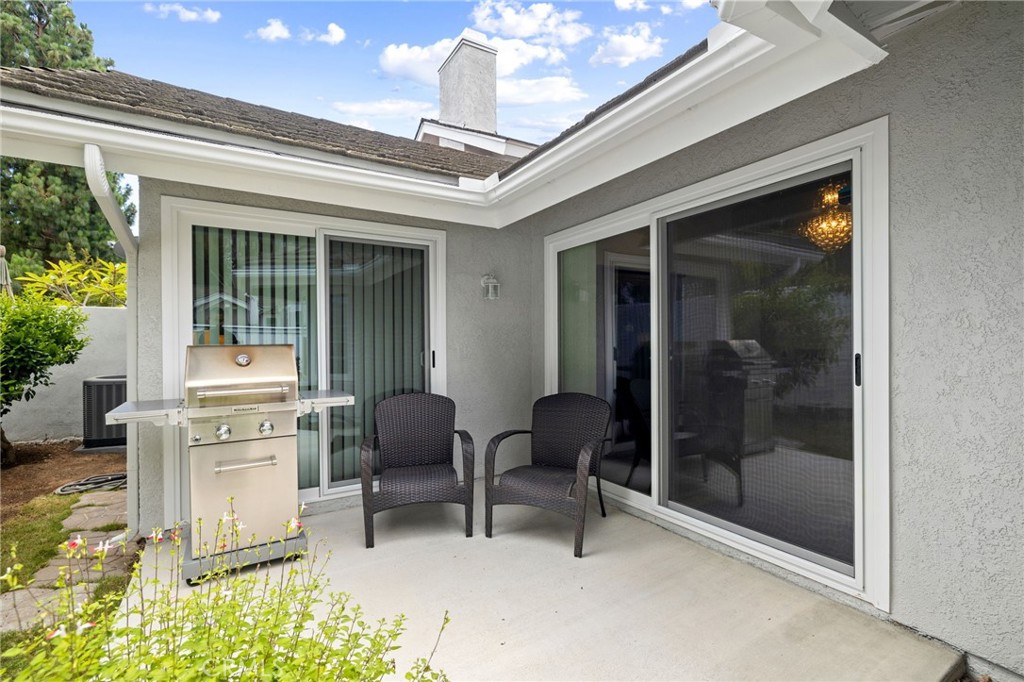 14 Aldergrove