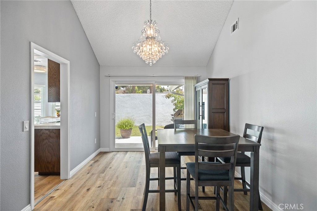 14 Aldergrove