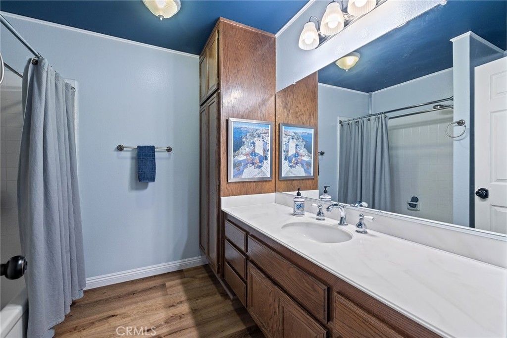 14 Aldergrove