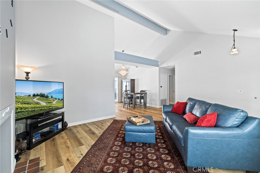 14 Aldergrove