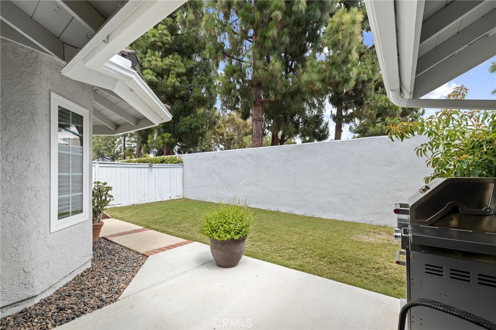 14 Aldergrove