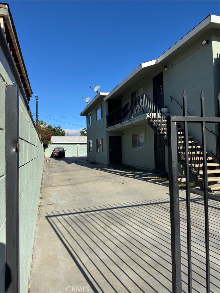 38721 5th E 1-4