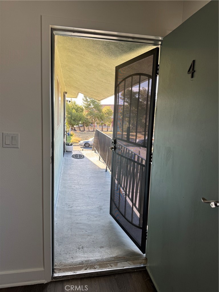 38721 5th E 1-4