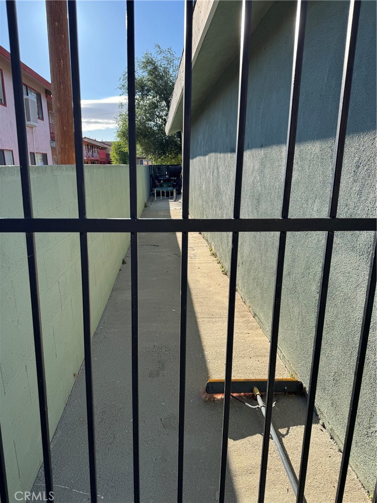 38721 5th E 1-4