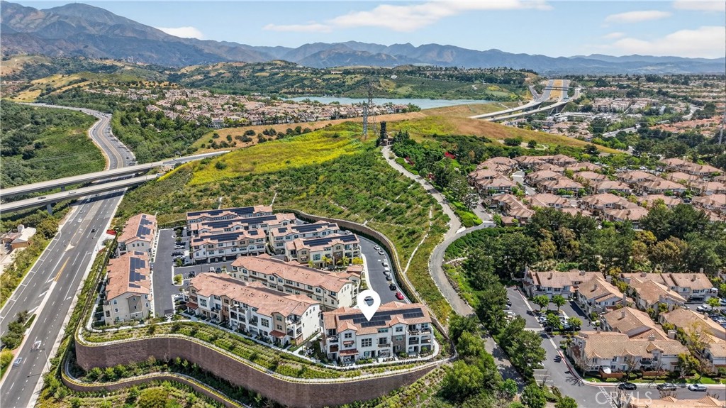 415 Besalu Terrace