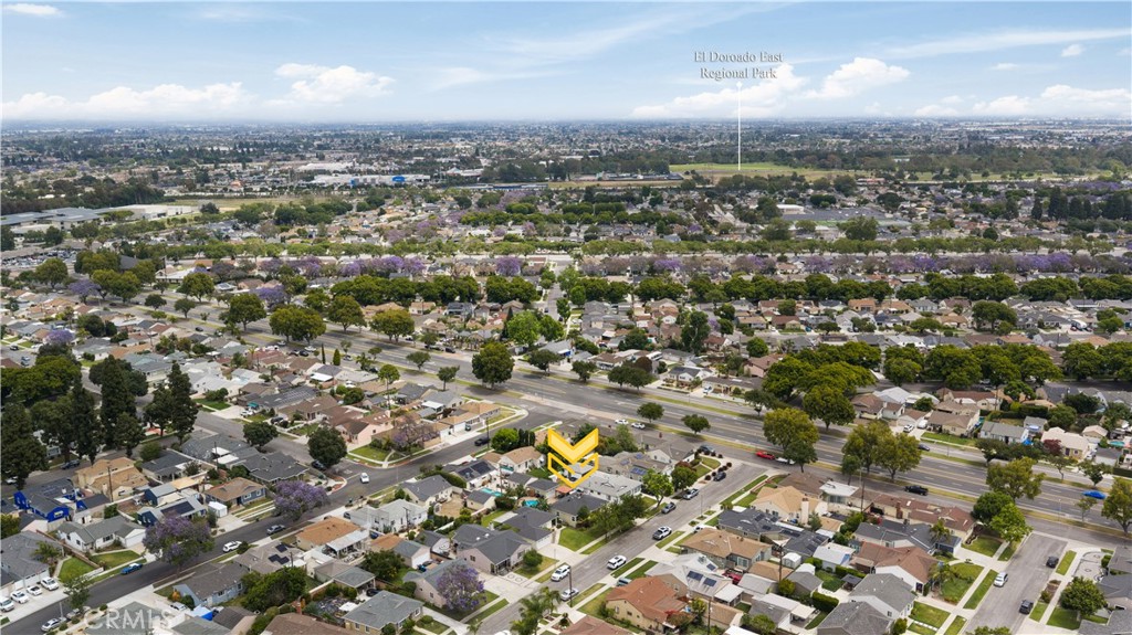 6541 E Walkerton
