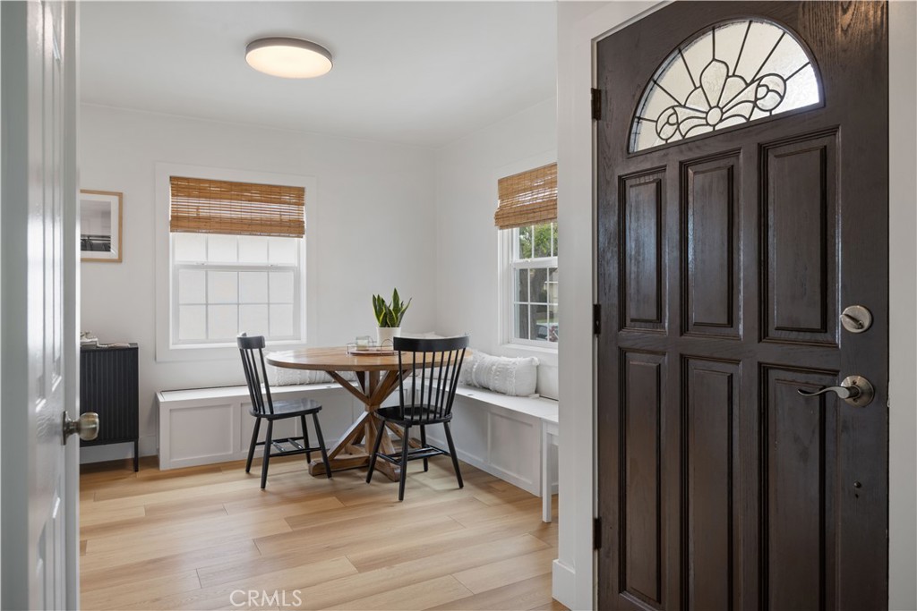 6541 E Walkerton