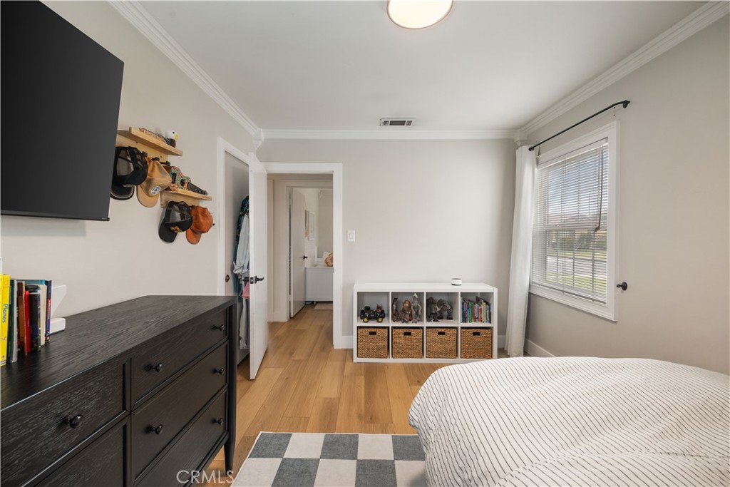 6541 E Walkerton