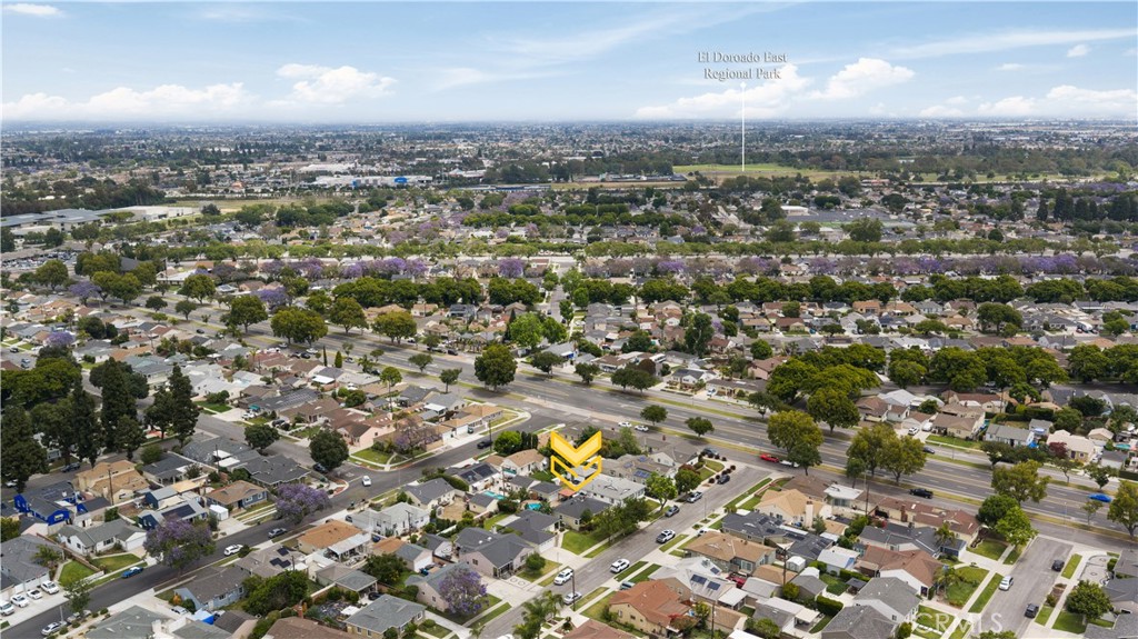 6541 E Walkerton