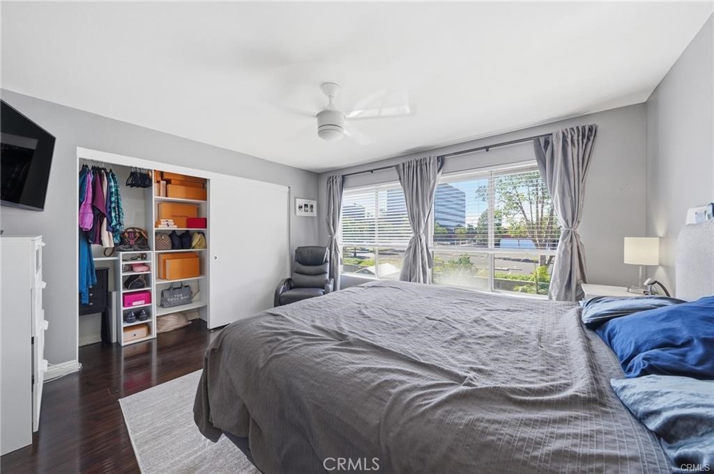 3702 W Park Central