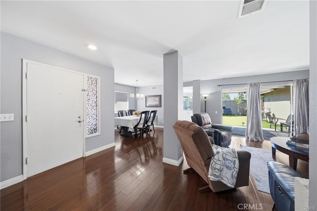3702 W Park Central