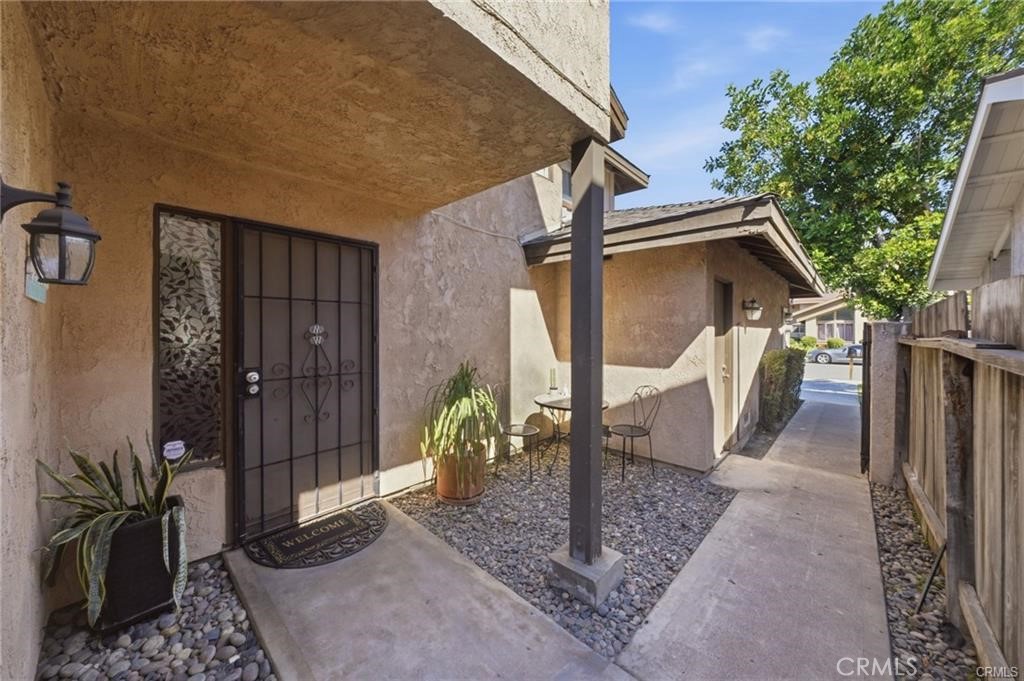 3702 W Park Central