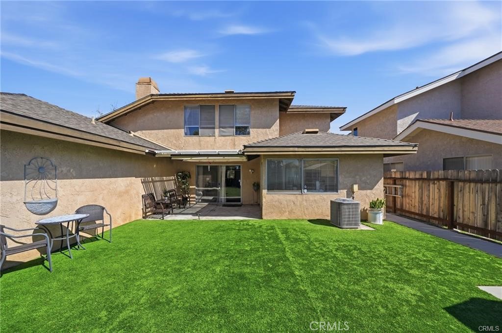 3702 W Park Central