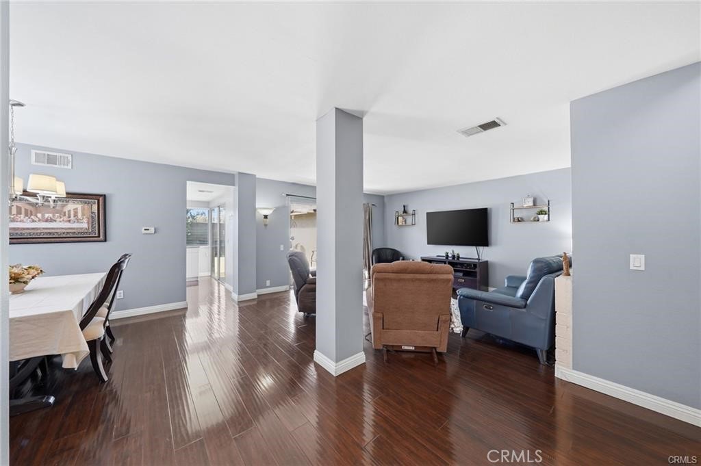 3702 W Park Central