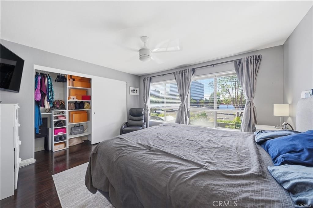 3702 W Park Central
