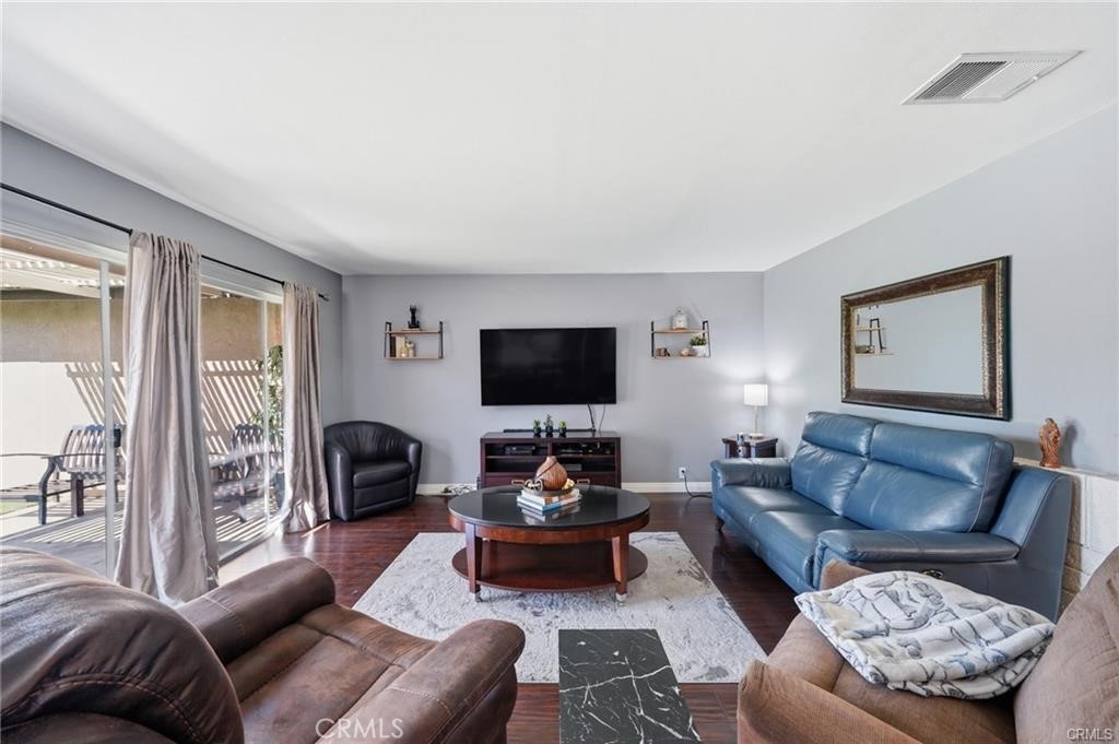 3702 W Park Central