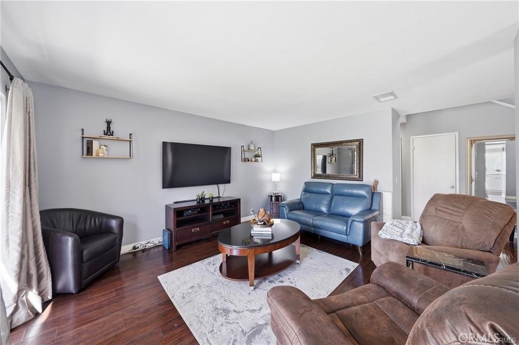 3702 W Park Central