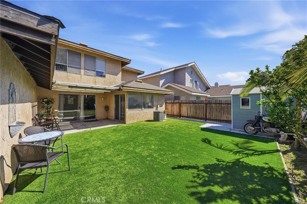 3702 W Park Central