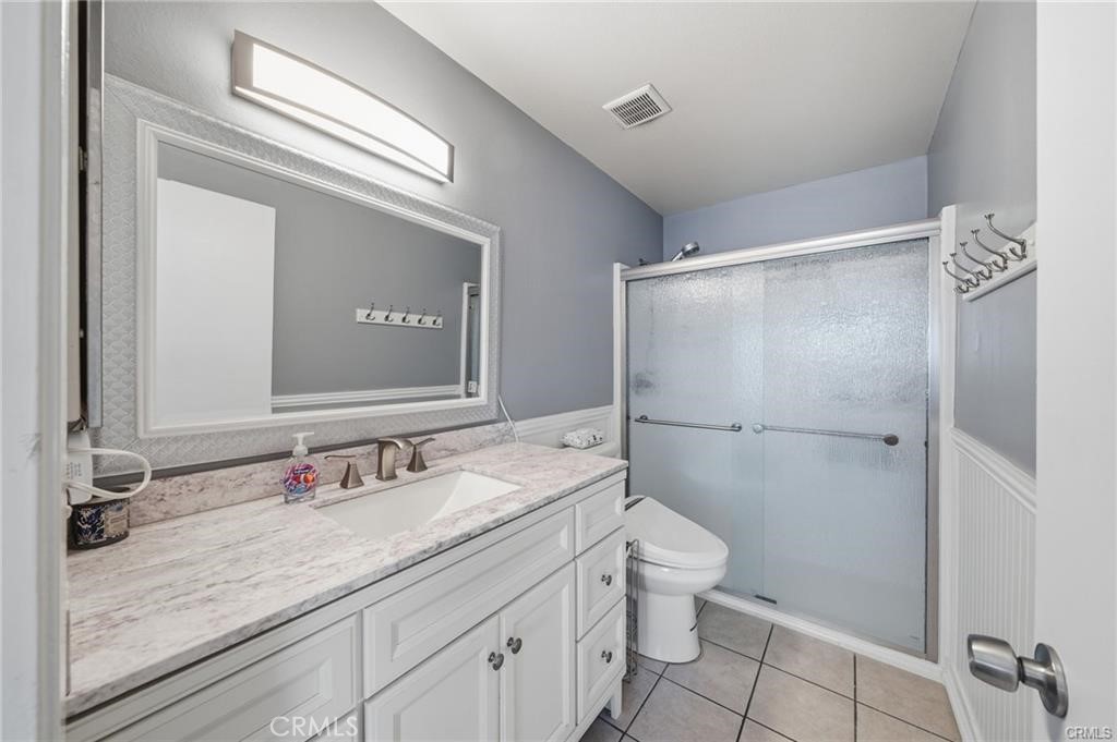 3702 W Park Central