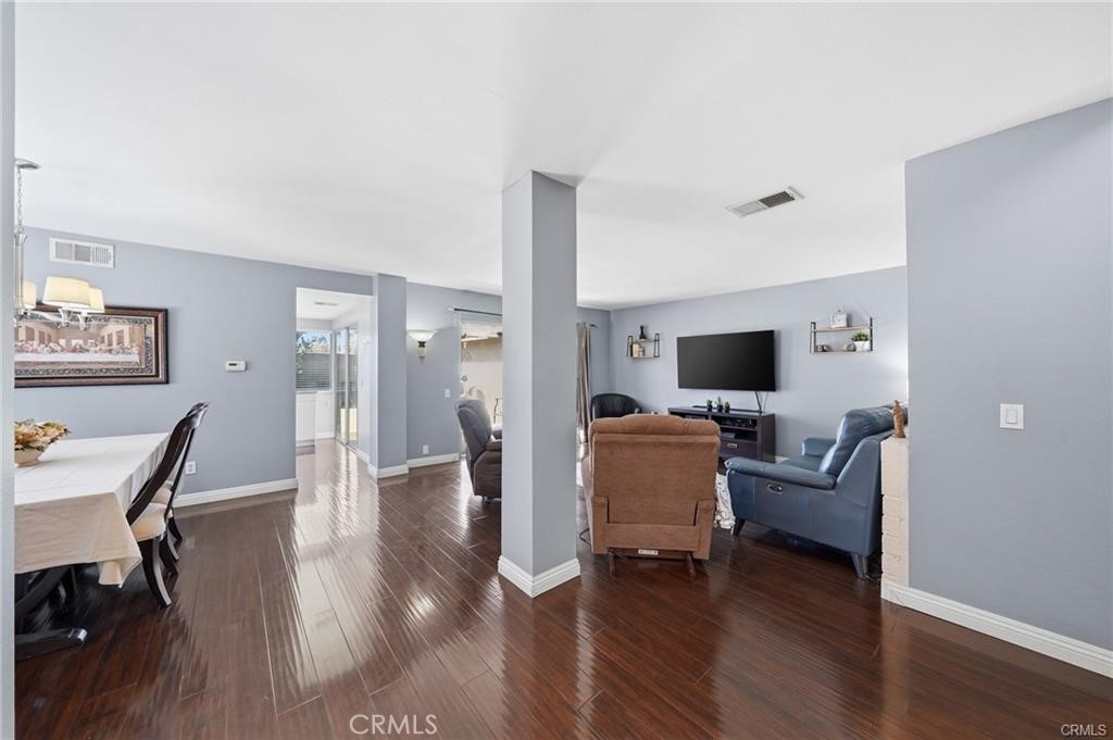 3702 W Park Central