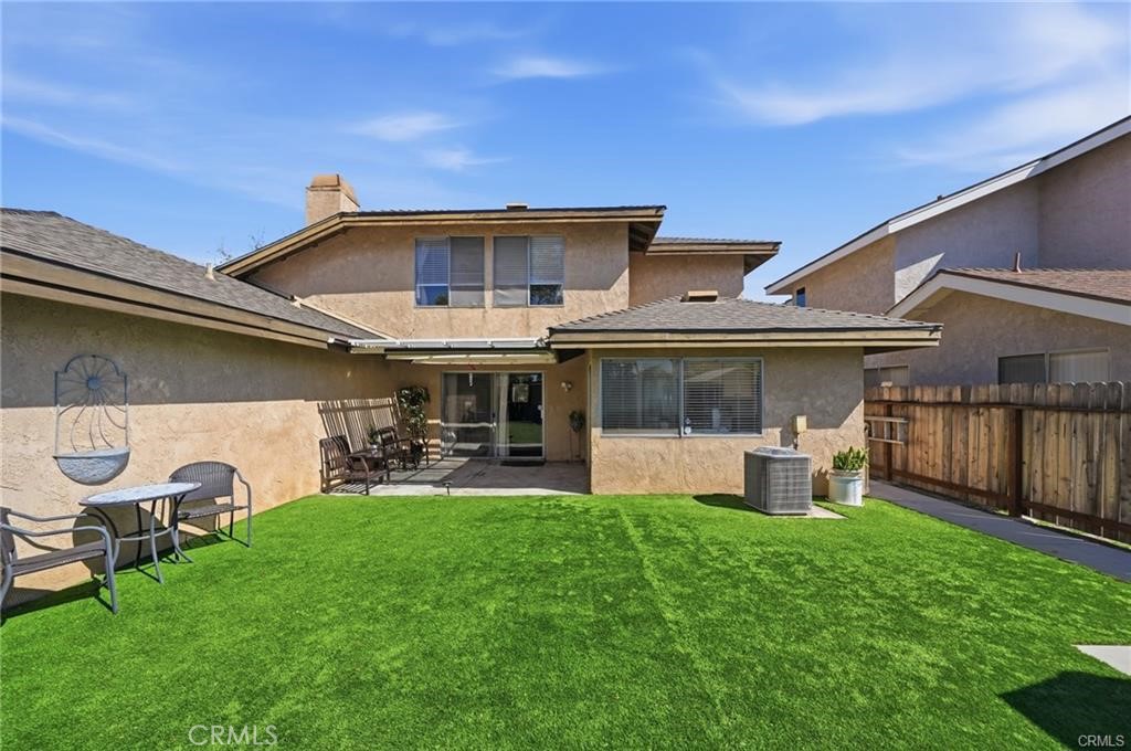 3702 W Park Central