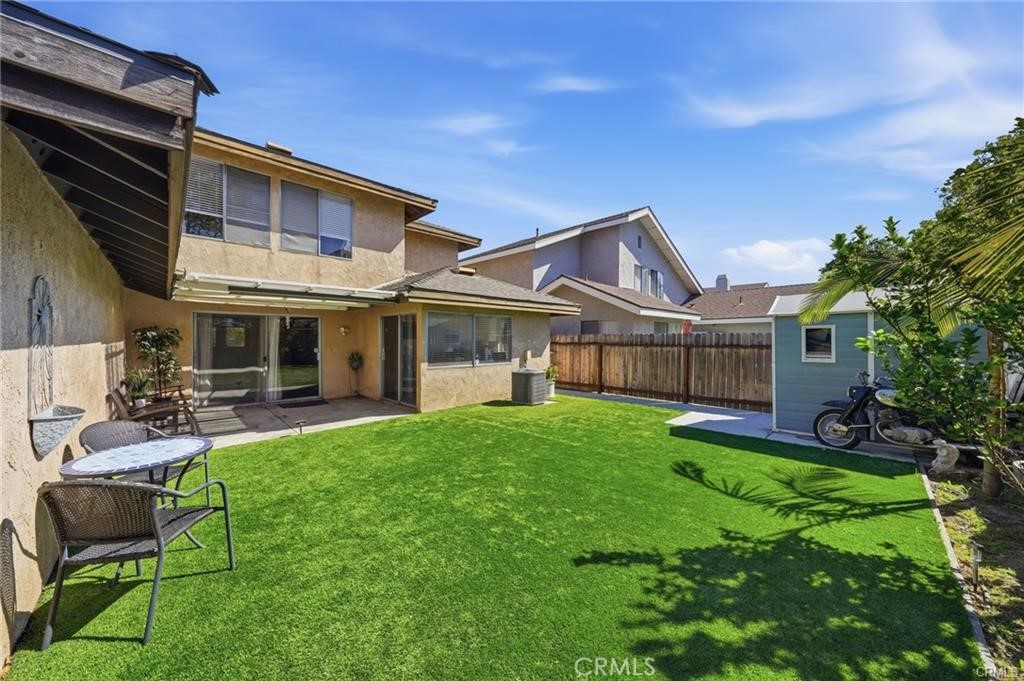 3702 W Park Central