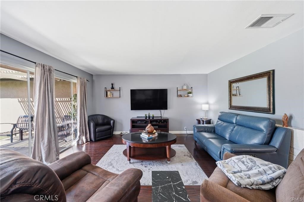 3702 W Park Central