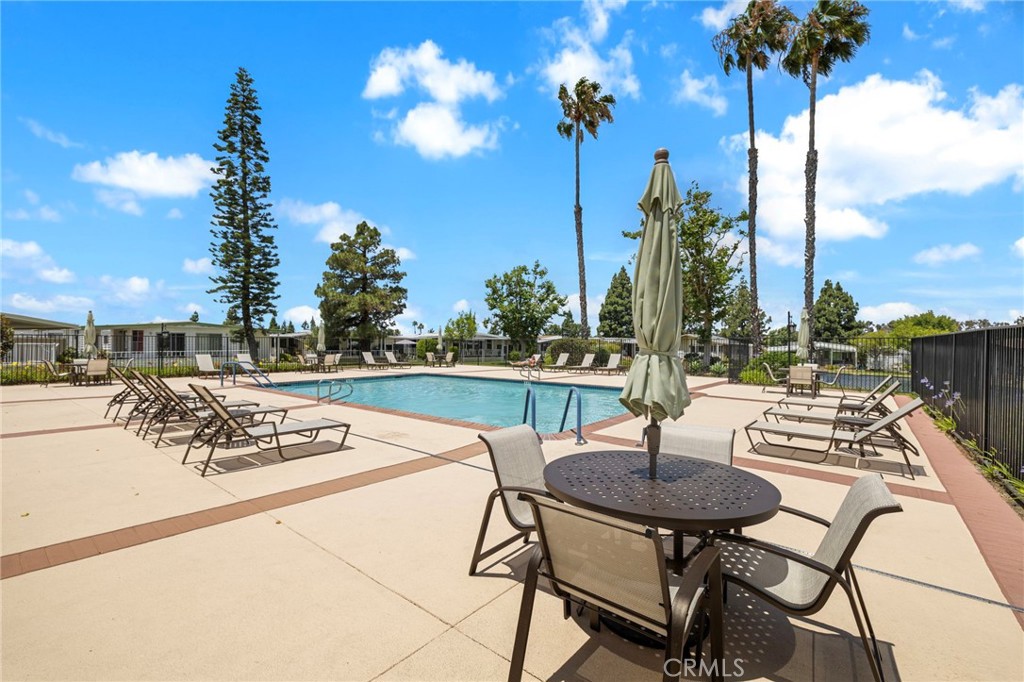 24001 Muirlands Boulevard 122