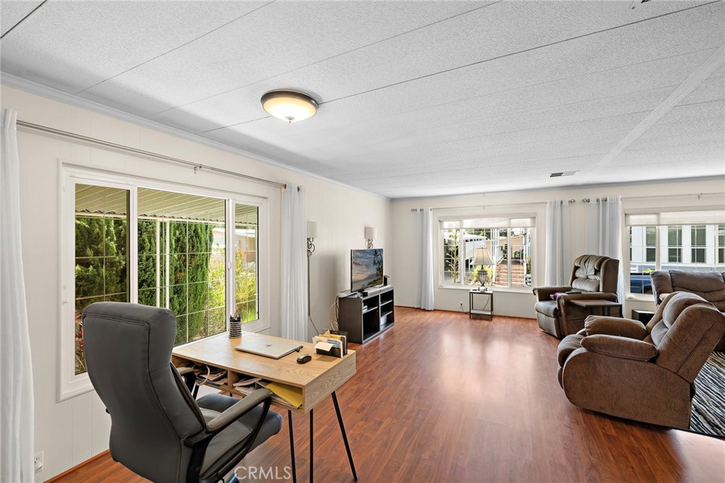 24001 Muirlands Boulevard 122