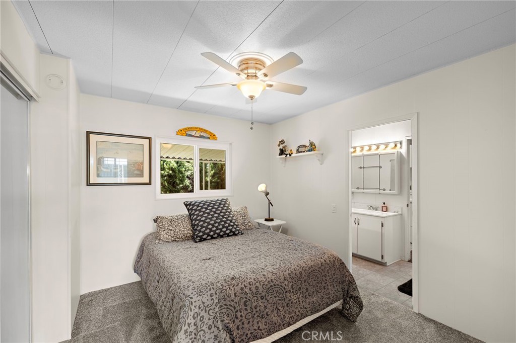 24001 Muirlands Boulevard 122