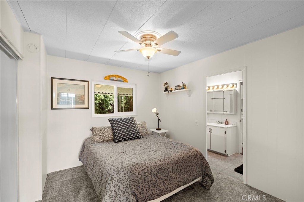 24001 Muirlands Boulevard 122
