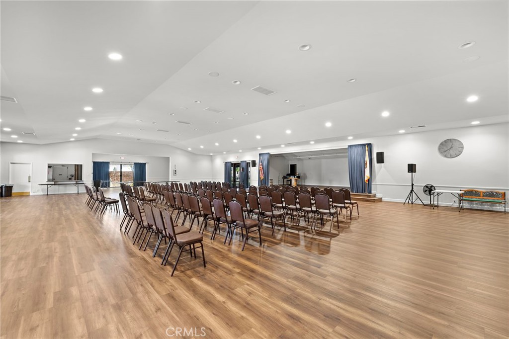 24001 Muirlands Boulevard 122
