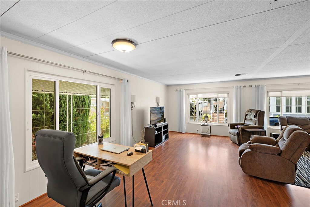 24001 Muirlands Boulevard 122