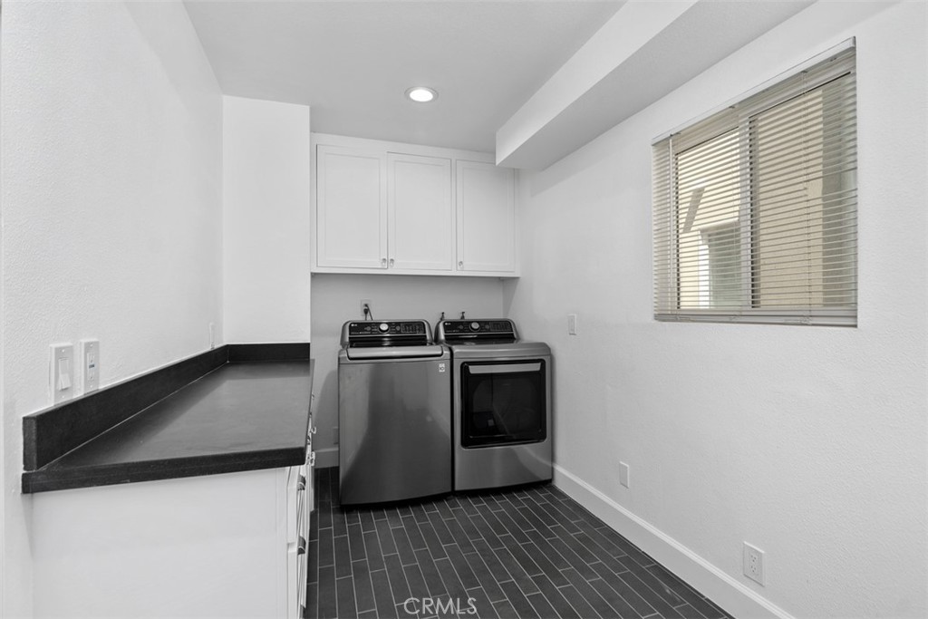 17111 S Pacific Avenue