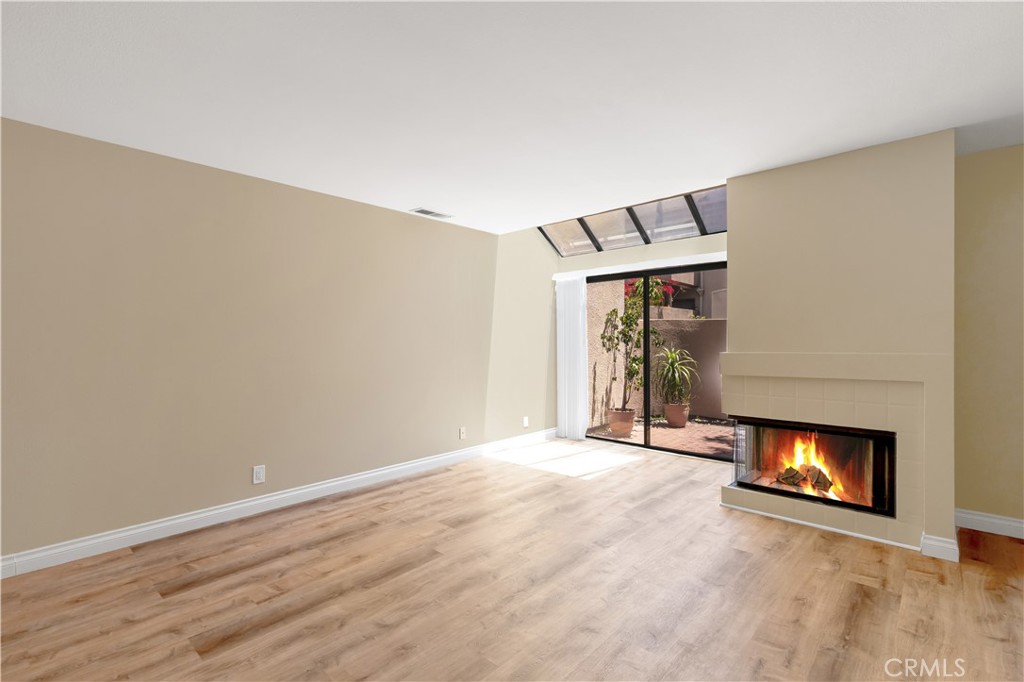 25761 Le Parc 72