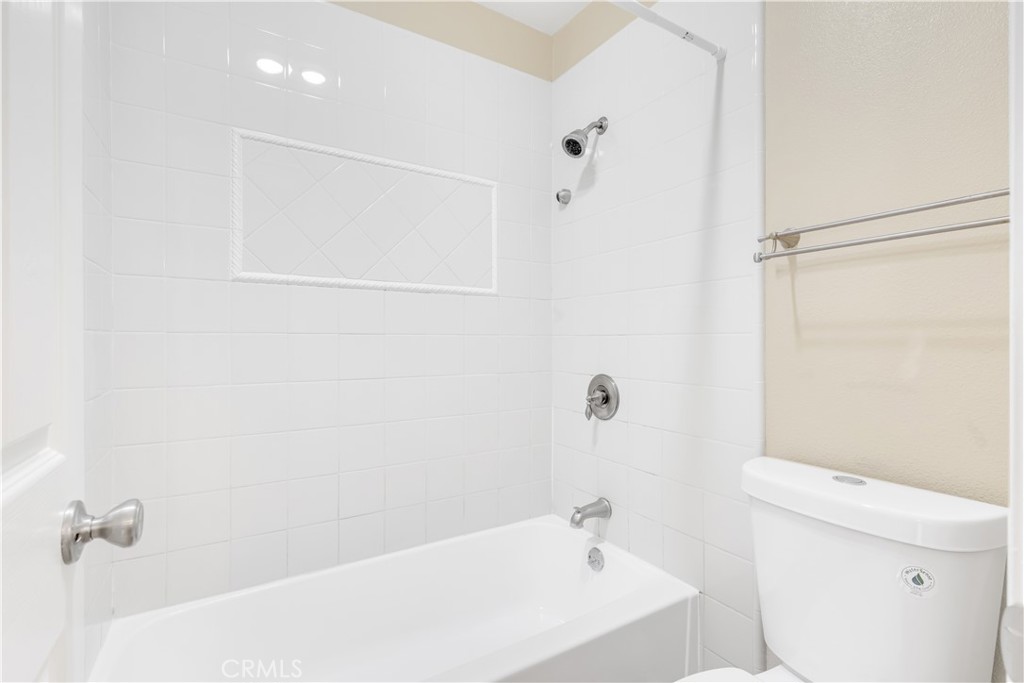 25761 Le Parc 72
