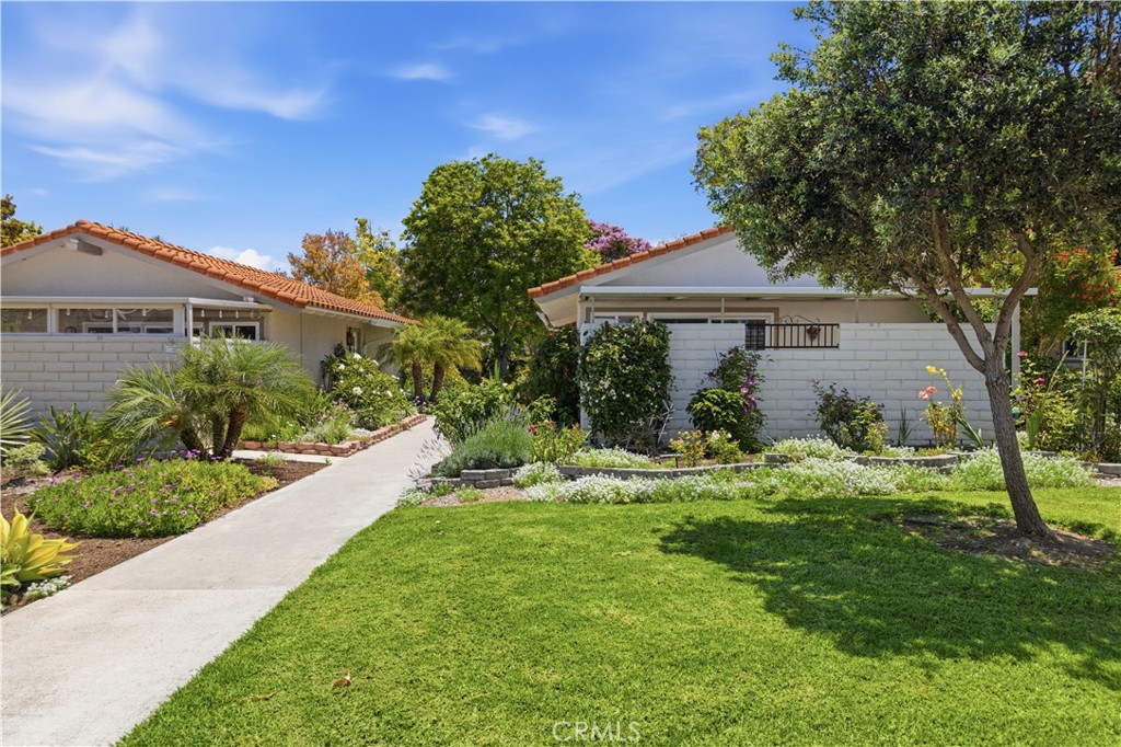 2024 Via Mariposa East A