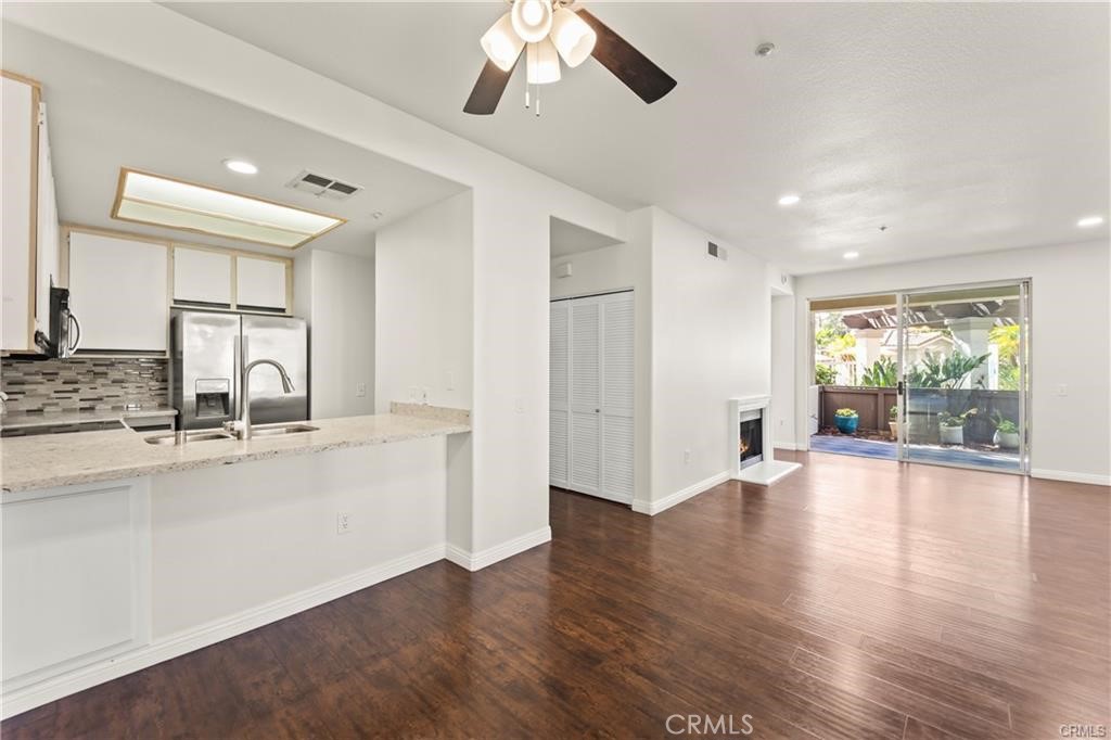 2960 Champion Way 1304