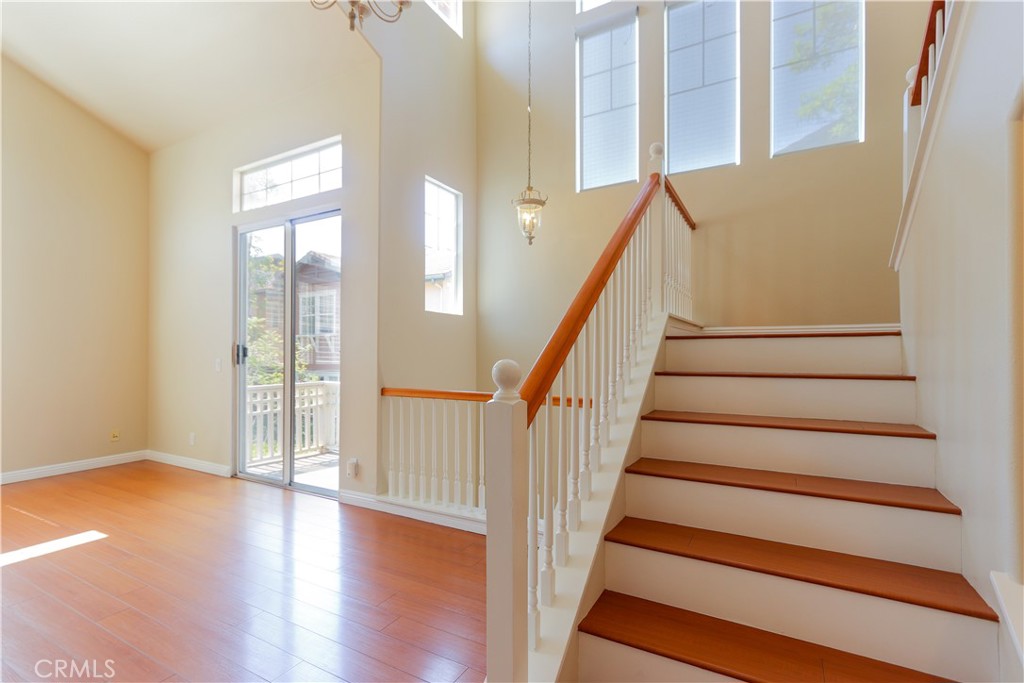32 Garrison Loop