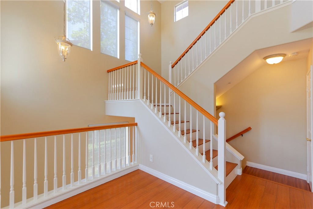 32 Garrison Loop