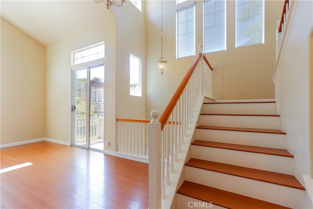 32 Garrison Loop