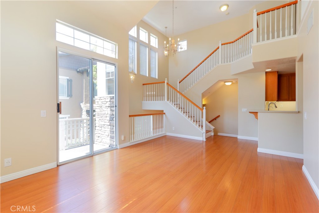 32 Garrison Loop