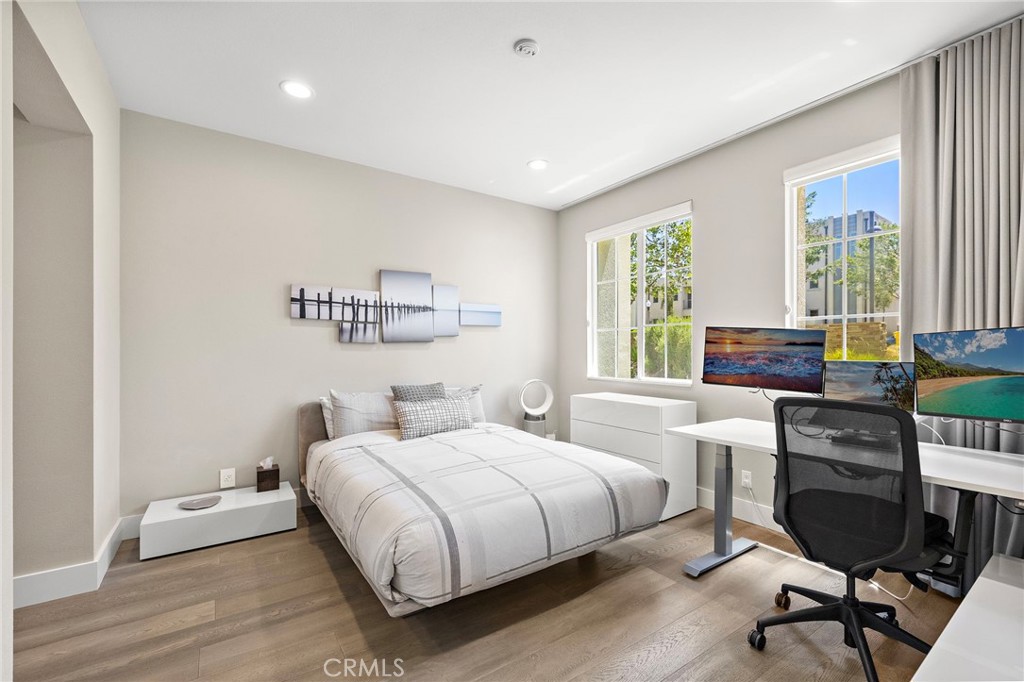 745 Beacon