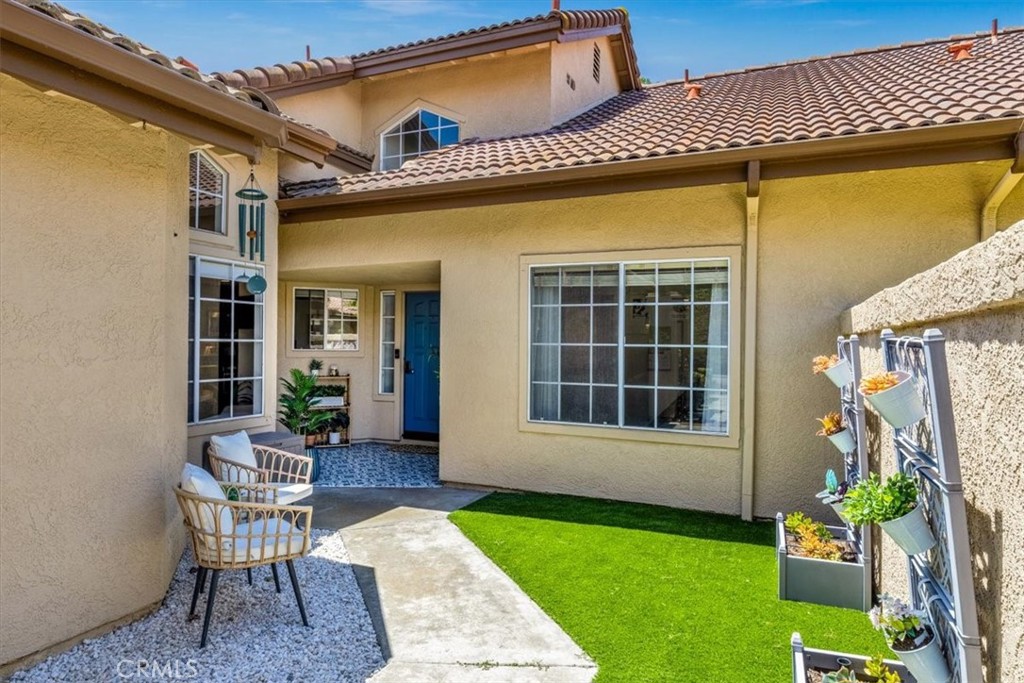27355 Paseo Laguna