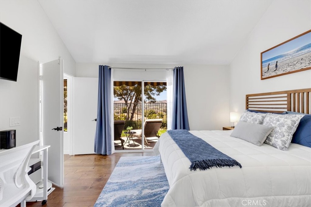 27355 Paseo Laguna
