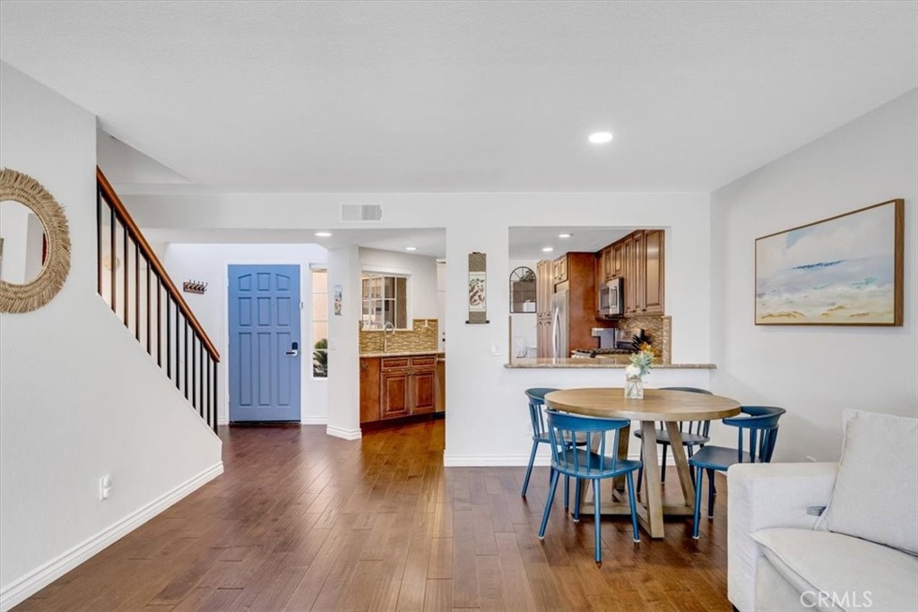 27355 Paseo Laguna