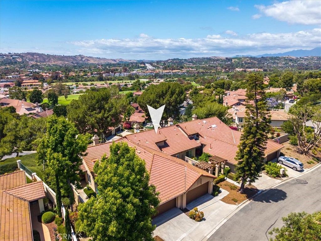 27355 Paseo Laguna