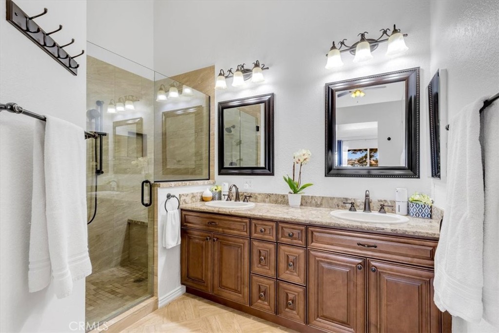 27355 Paseo Laguna